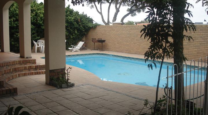 Three Arches Guest House