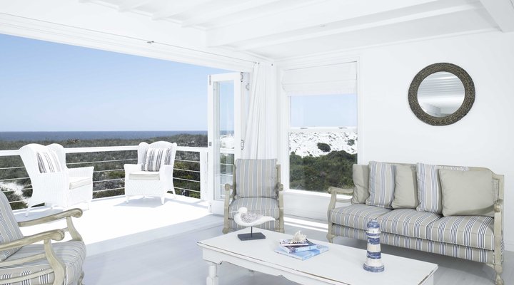 The White House Beach Villa