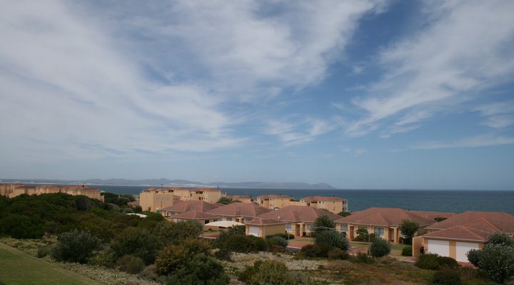 277 Hermanus Beach Club