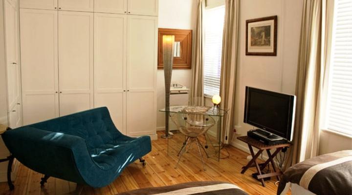 Purple House on Jarvis