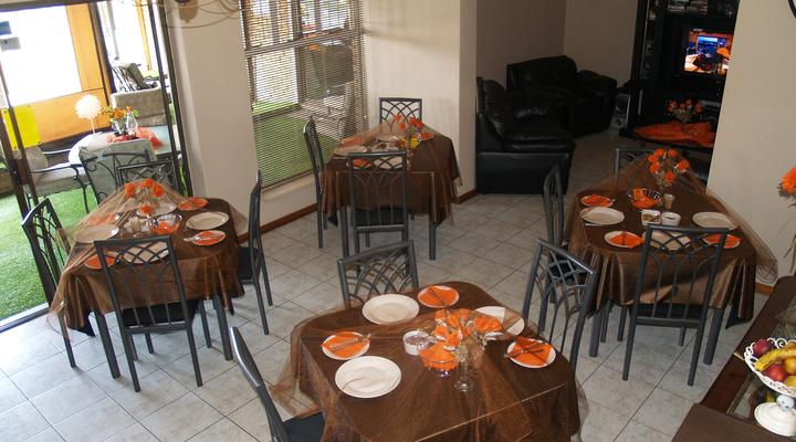 Molopo View Bed and Breakfast