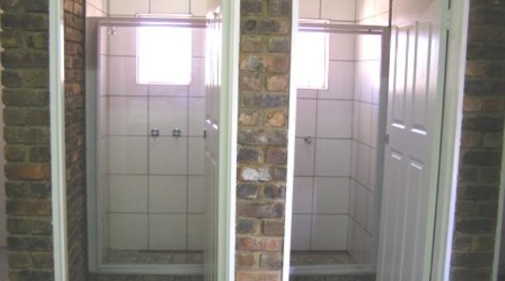 Stonechat Caravan Park