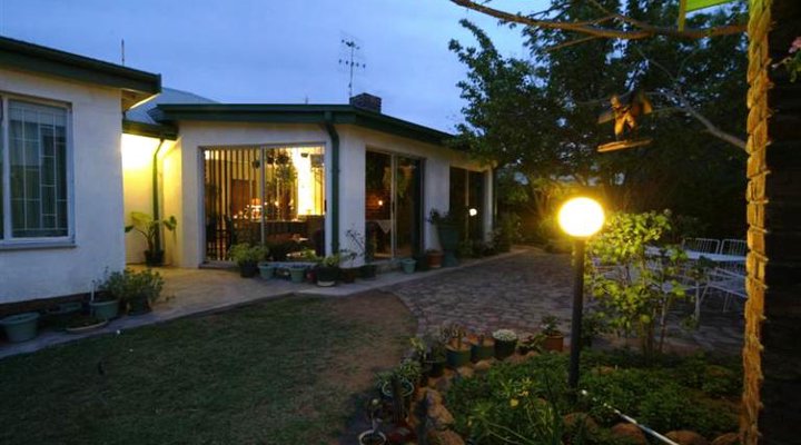 Onze Rust Guest House and Caravan Park