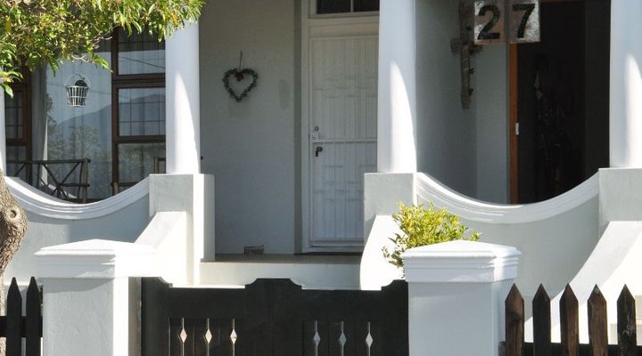 Nostalgia Self-catering Guest House