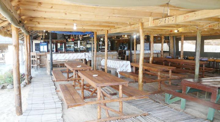 White Sands Log Cabins