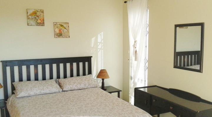 16 Chinaberry Holiday Home