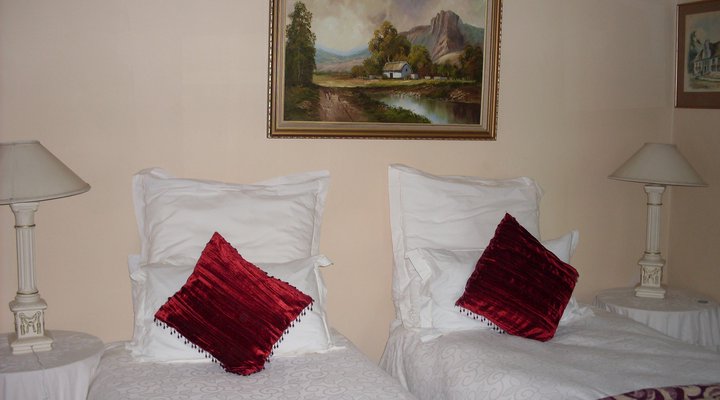 Nottingham Country House