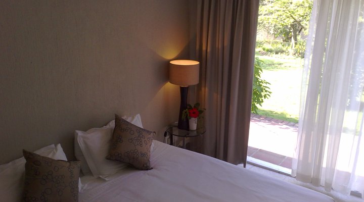 Intaka Lodge