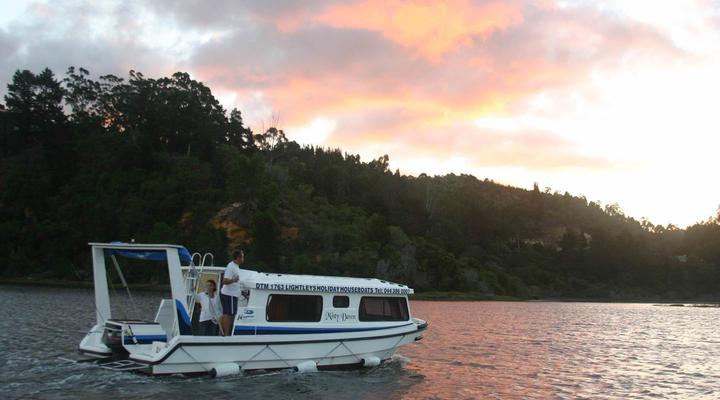 Lightleys House Boats Maguga Dam