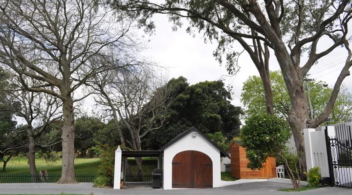 The Oak and Vine Guest House