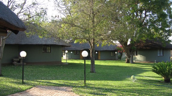Lianga Lodge