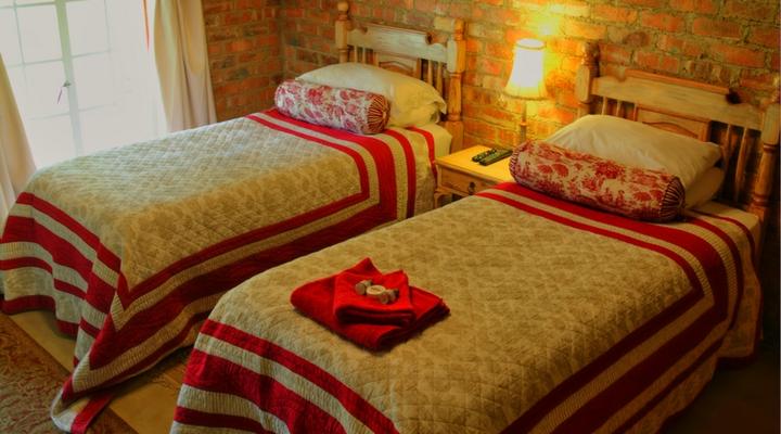 Ferndale Manor Guest House & Function Venue