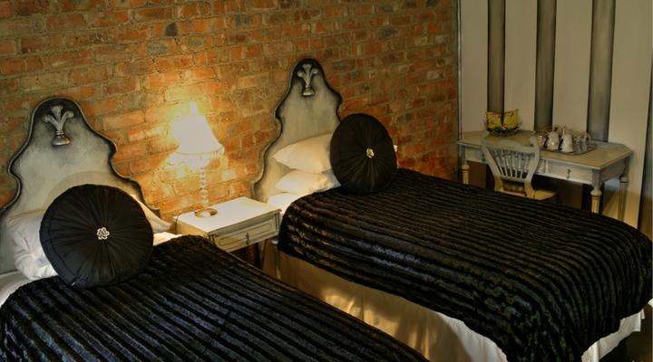 Ferndale Manor Guest House & Function Venue