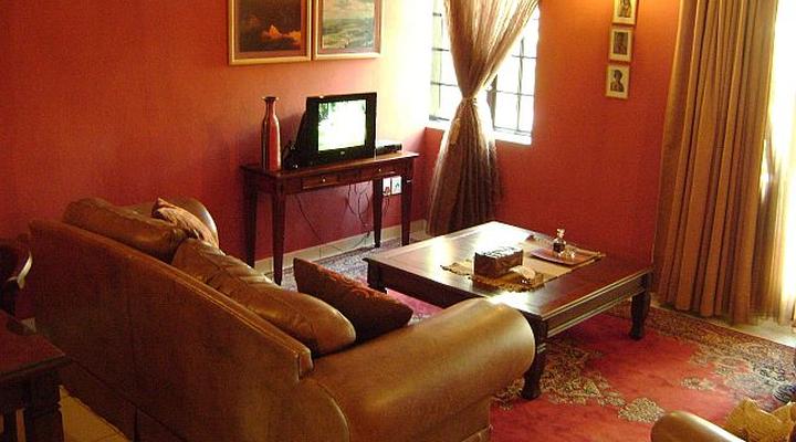 Ferndale Manor Guest House & Function Venue