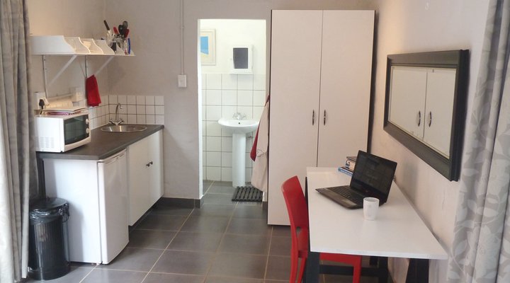Studio at 142