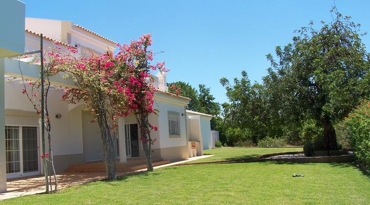 Spacious Villa in Vilamoura