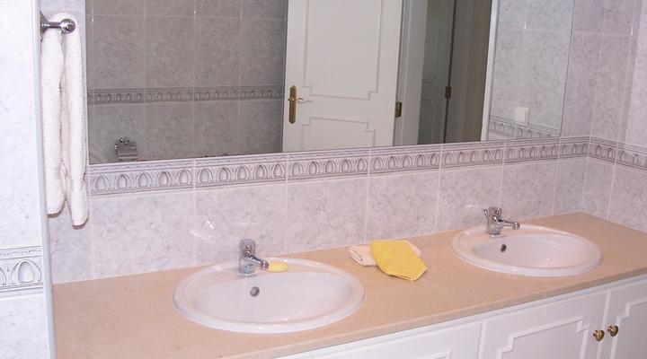 Spacious Villa in Vilamoura