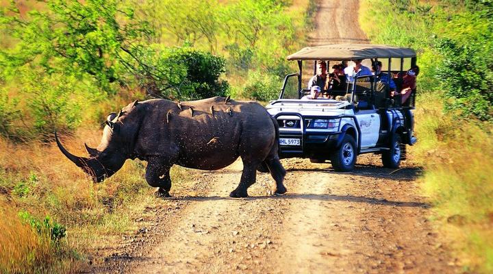 Hluhluwe-Imfolozi Gate Camp