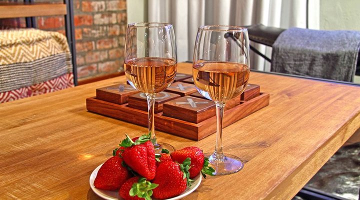 Afribode Mountain View Loft 