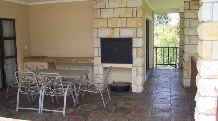 Bluegum Villa, Clarens Golf Estate