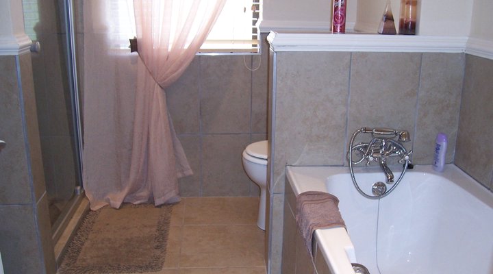 Bluegum Villa, Clarens Golf Estate