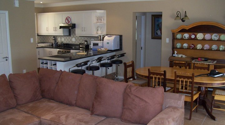 Bluegum Villa, Clarens Golf Estate