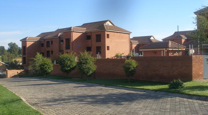 Savannah Lodge Honeydew