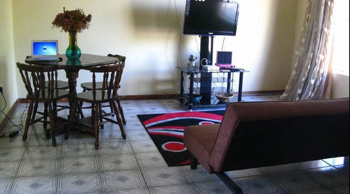 Tlokweng Holiday Home