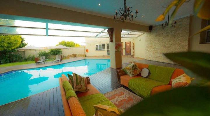 Kings & Queens Boutique Hotel