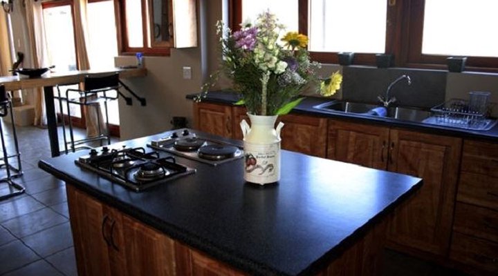Caledon Country House