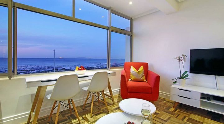 Afribode Paula's Sea Facing Studio 