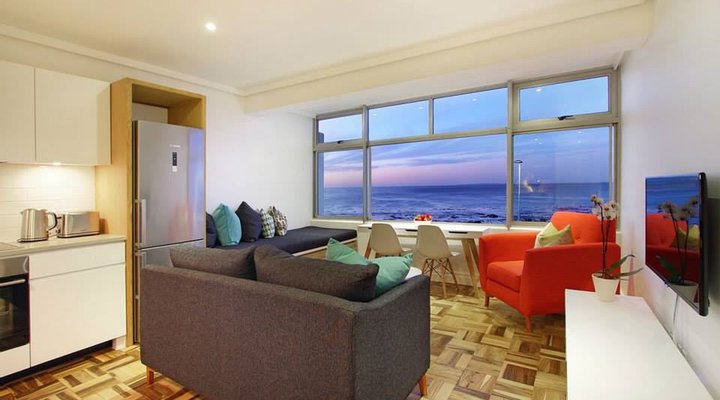 Afribode Paula's Sea Facing Studio 