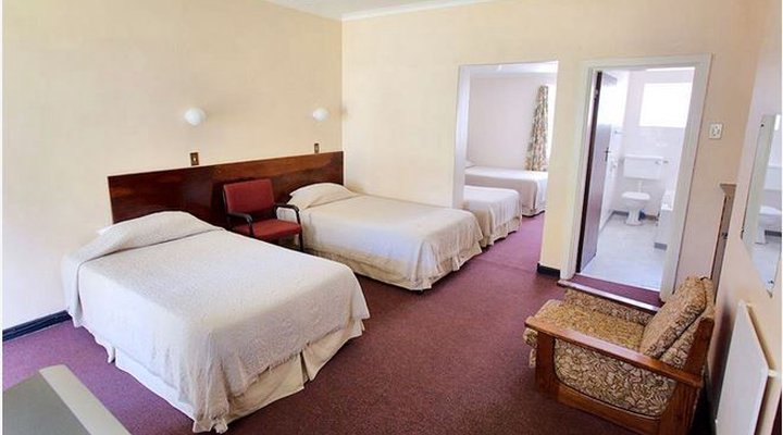 Hunter's Retreat Hotel