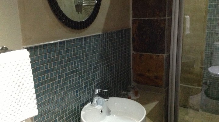 Damascus Bush and Mountain View Lodge Cyclist Retreat ™