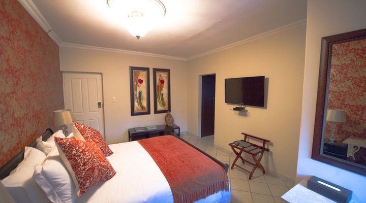 Kings & Queens Boutique Hotel