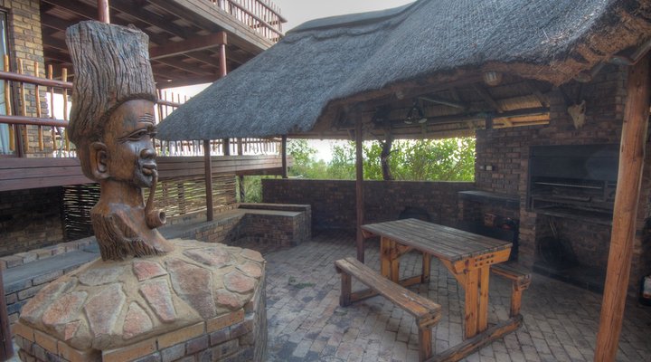 Kombisa Lodge