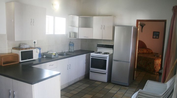 Hole in the Wall Accommodation Unit H2