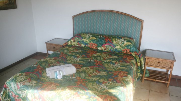 Hole in the Wall Accommodation Unit H2