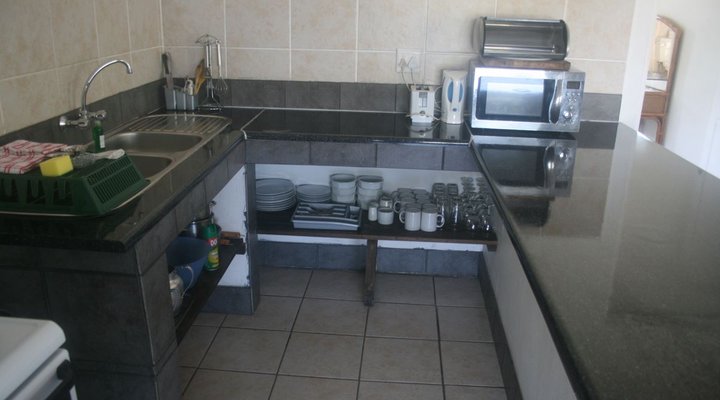 Hole in the Wall Accommodation Unit 18