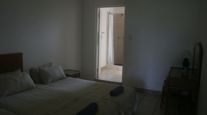 Hole in the Wall Accommodation Unit 18