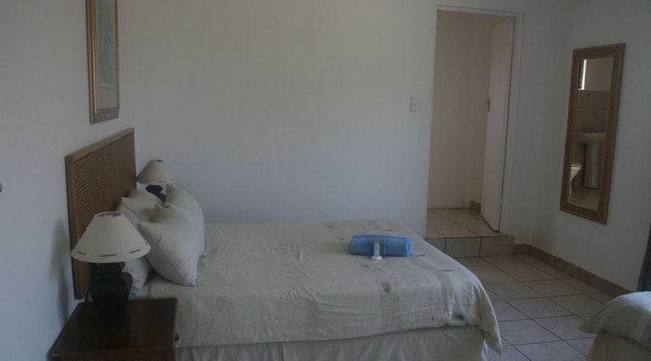 Hole in the Wall Accommodation Unit 18