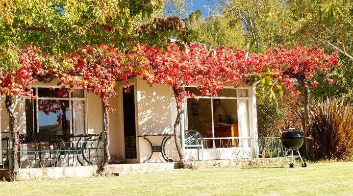 Lowestoffe Country Lodge - Trout Lodge