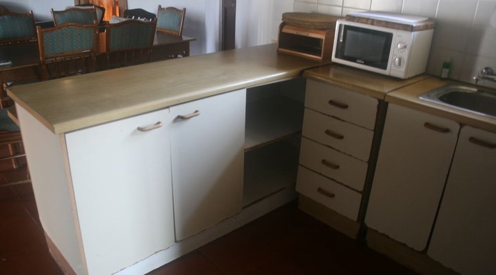 Hole in the Wall Accommodation Unit H1