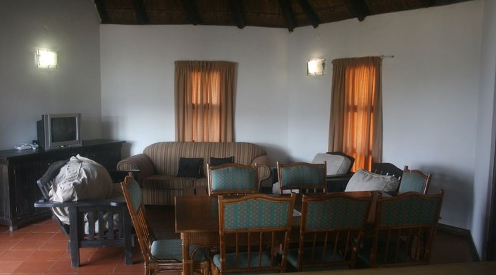 Hole in the Wall Accommodation Unit H1