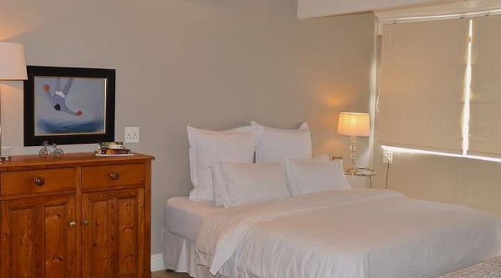 Green Point Self-catering Studio