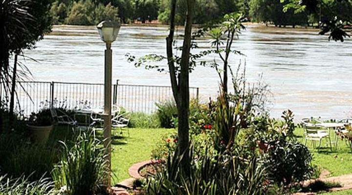 Le Bonheur Guest Manor 