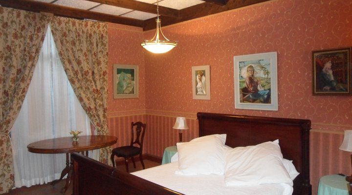 Rosslie's Guesthouse