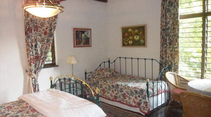 Rosslie's Guesthouse