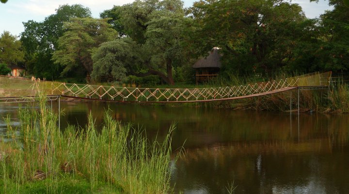Mobola Lodge