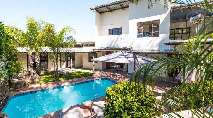 Montebello Guest House